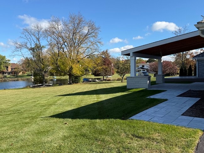 Building Photo - 551 83rd St