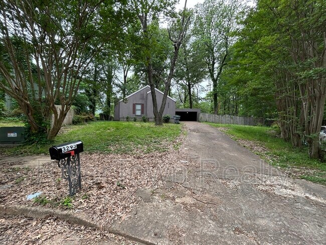Building Photo - 3293 Leschallas Dr