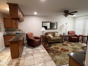 Building Photo - 10827 W Santa Fe Dr