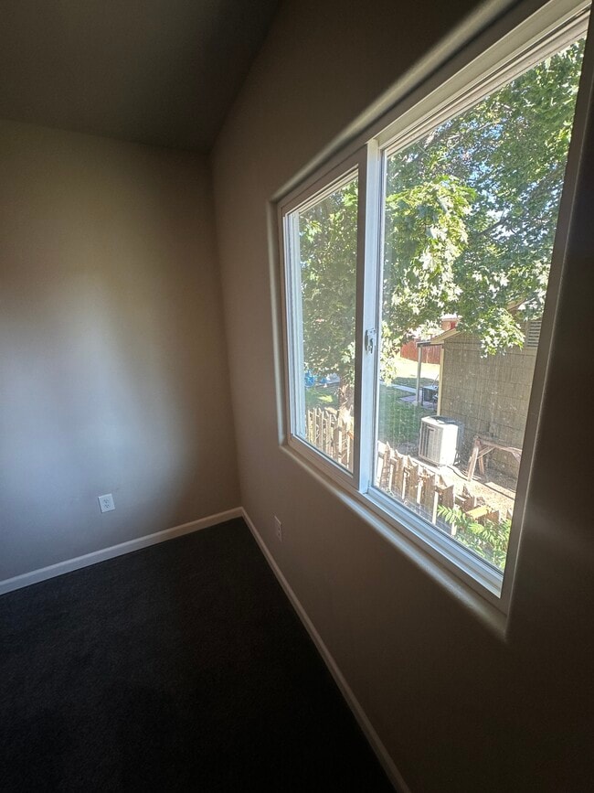 Building Photo - 2 N Delaware Ave