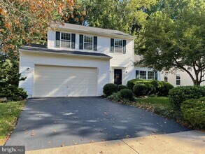 Building Photo - 4 Bedroom Colonial in Prince William County