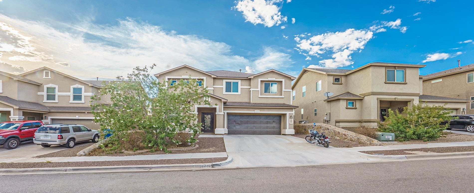 Building Photo - 125 S Manzanita Dr