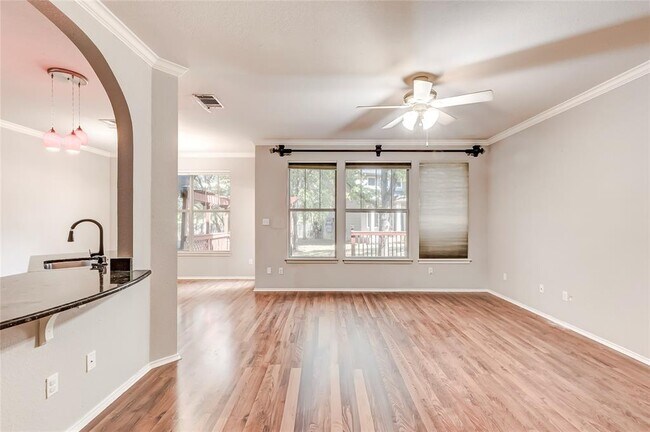 Building Photo - 4501 Whispering Valley Dr