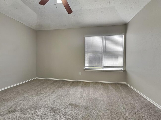 Building Photo - 15243 Bedford Glen Dr