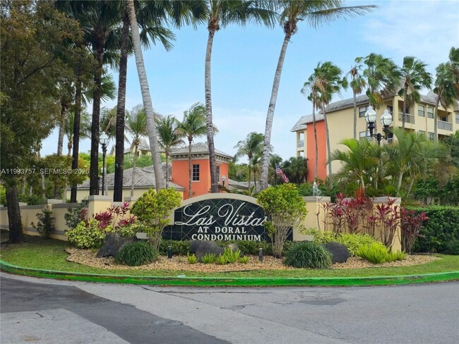 Building Photo - 8343 Lake Dr