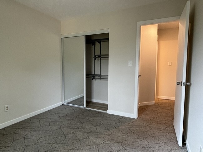 Building Photo - 4771 Stansbury Ln