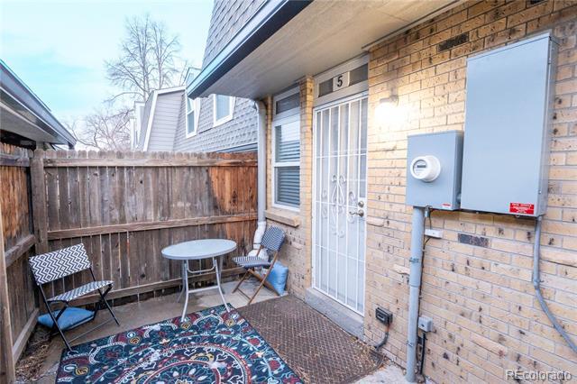 Building Photo - 1517 S Owens St