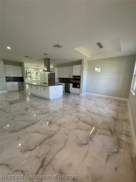 Building Photo - 2011 W Falcon Rd