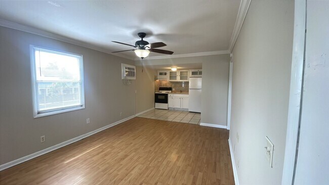 Building Photo - 1BD/1BA Apartment off Curry Ford in Henley...