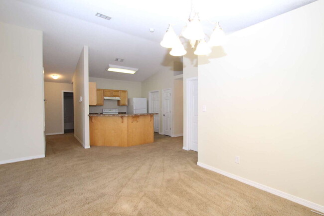 Building Photo - Pet Friendly 4BR Near NAS, Beaches & More!...