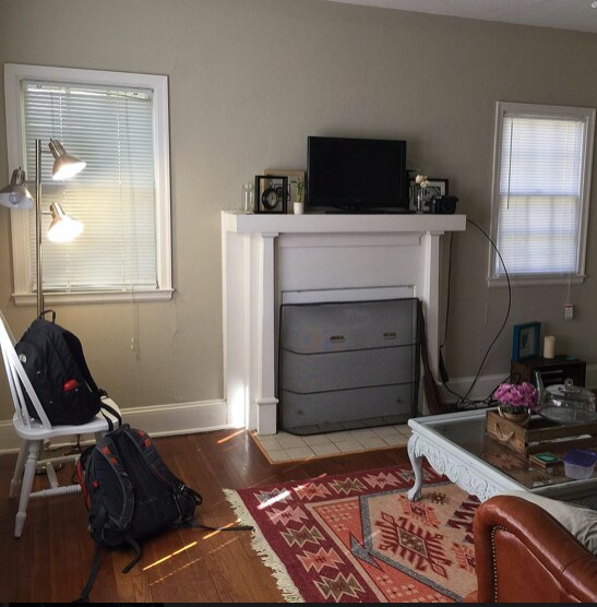 Building Photo - 98 Springdale St