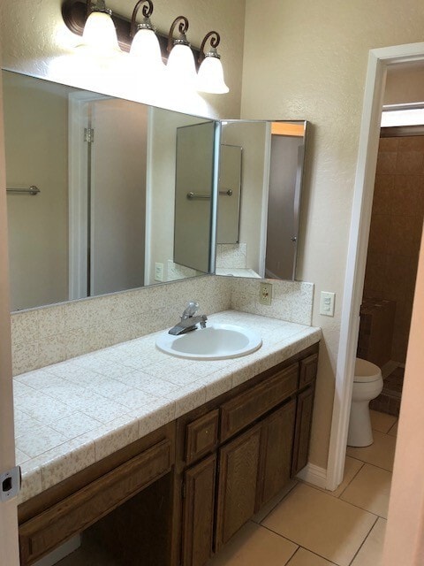 Building Photo - 3-Bedroom Hesperia Home on a Large Lot!