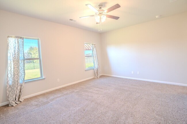 Building Photo - 14145 Lannister Ln