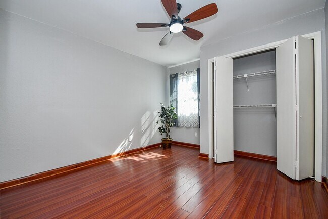 Building Photo - 11414 Chariot Dr