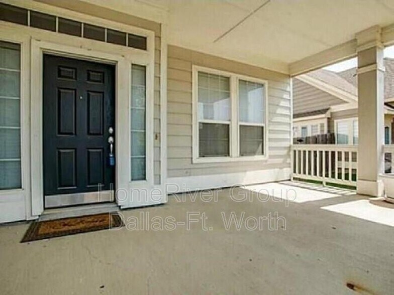 Building Photo - 9840 Old Field Dr