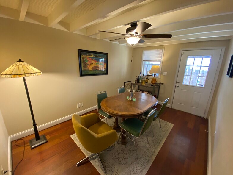 Dining Room - 1022 S Bouldin St