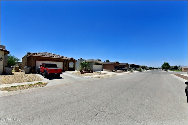 Building Photo - 14925 Willie Worsley Ave