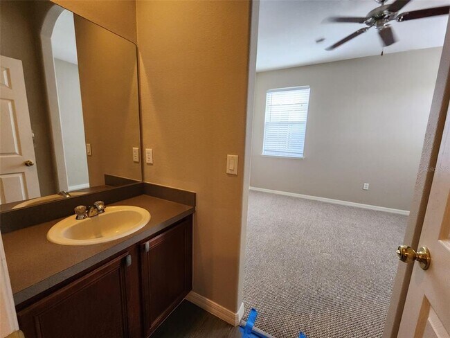 Building Photo - 14315 Huntcliff Park Way