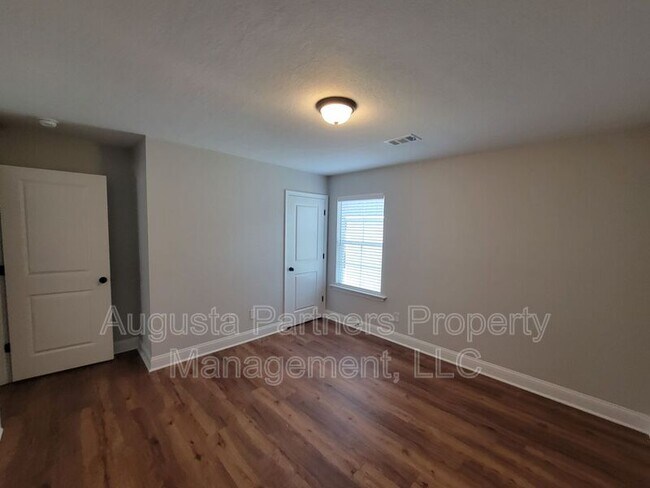 Building Photo - 1554 Baldwin Lakes Dr