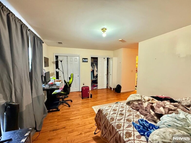 Building Photo - 252 Passaic Ave