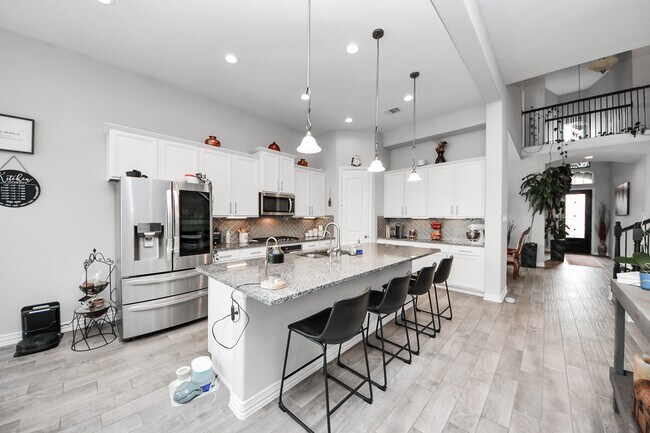 Building Photo - 3902 Cantone Grotto Ct