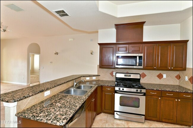 Building Photo - 6324 Franklin Gate Dr