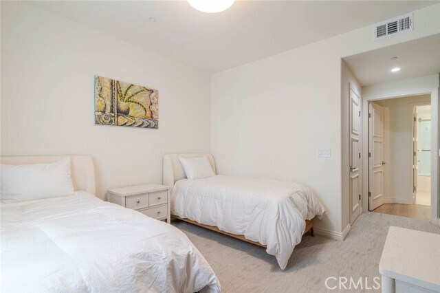 Building Photo - 352 Caruso Ave