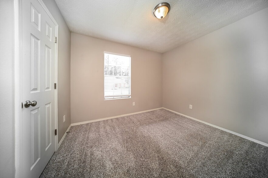Building Photo - 4919 Windsor Downs Dr