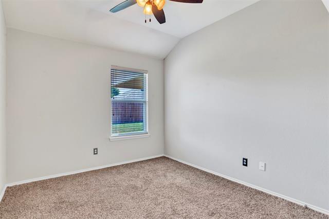 Building Photo - 729 Sequoia Dr