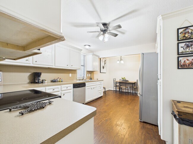 Building Photo - 15802 Firetower Rd