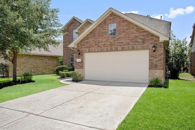 Building Photo - 114 N Hawkhurst Cir