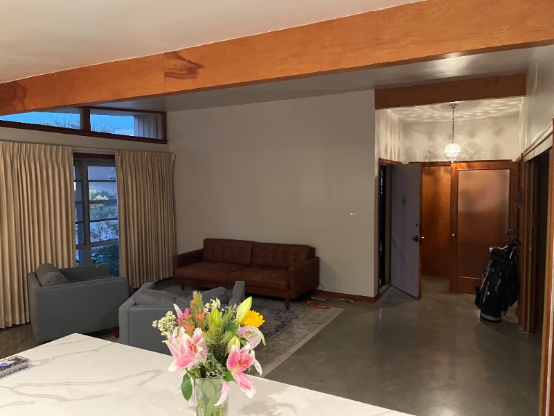 Building Photo - 228 Topaz St