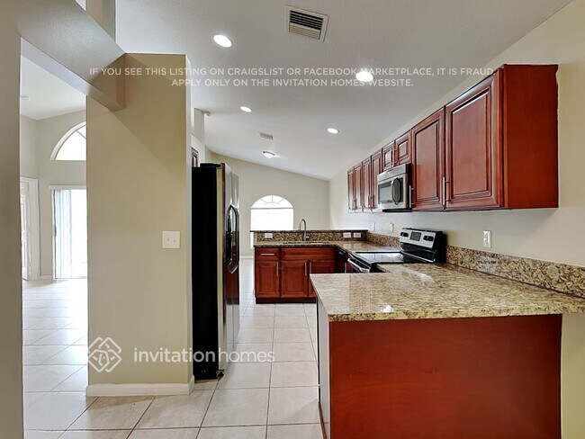 Building Photo - 1737 Barnstable Rd