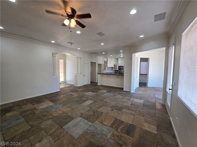 Building Photo - 9338 Wilderness Glen Ave