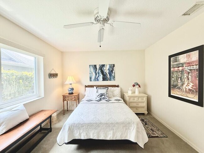 Building Photo - 8724 Ashbury Dr