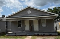 Building Photo - 206 3rd Ave N