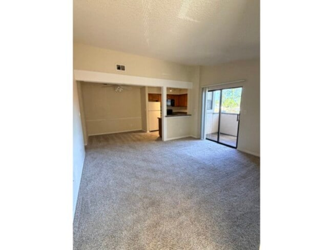 Building Photo - 2 bedroom 2 bath condo in Parkview Village of Winter Park