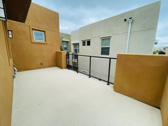 Building Photo - Modern 4BR Home in Irvine Great Park | Resort-Style Amenities & Top Schools