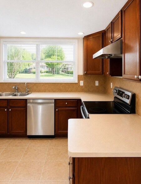 Building Photo - 10518 Quail Ridge Ln