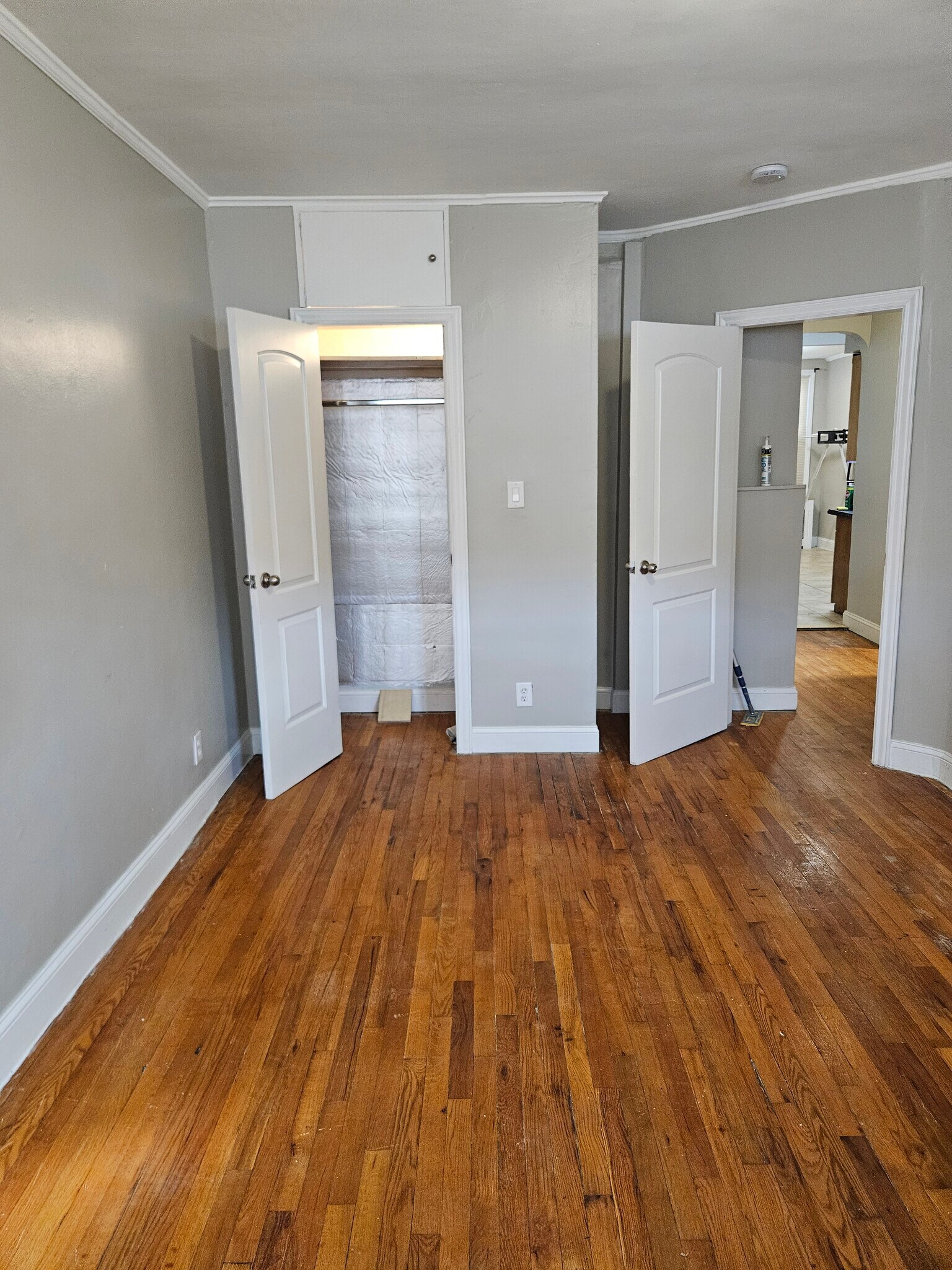 Building Photo - 1648 E 55th St