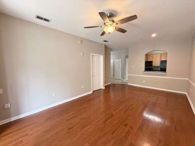 Building Photo - Ground-Level 3-Bedroom Condo in the Gated ...