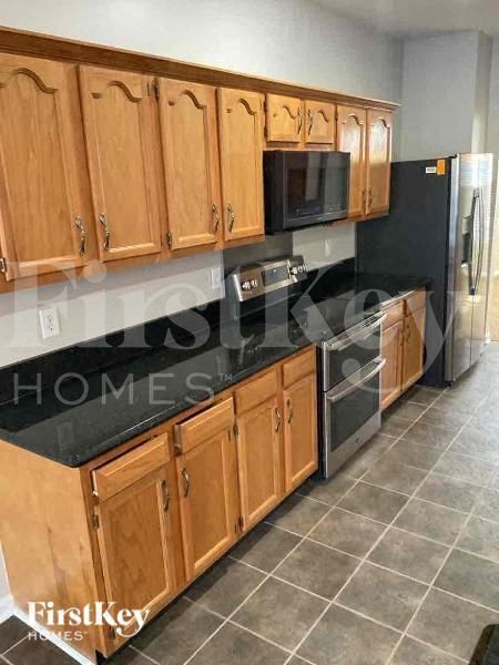 Building Photo - 7011 Sweetfield Dr