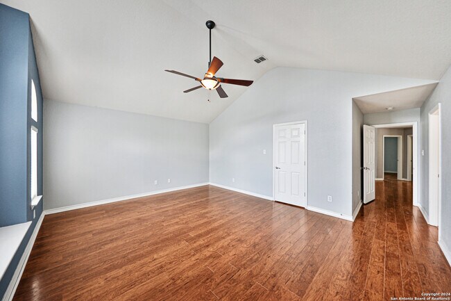 Building Photo - 4707 Shavano Ct