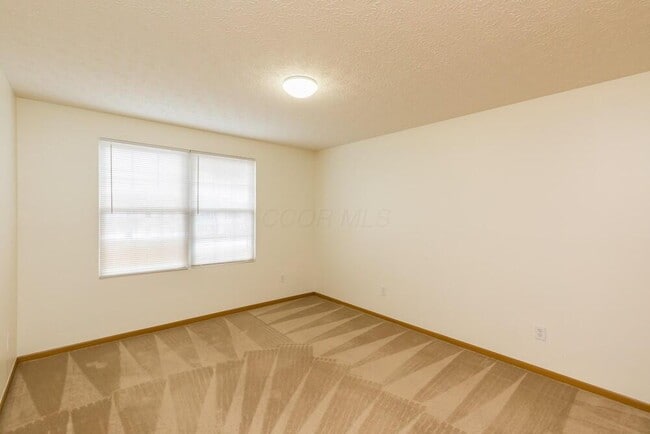 Building Photo - 5975 Pennington Creek Dr