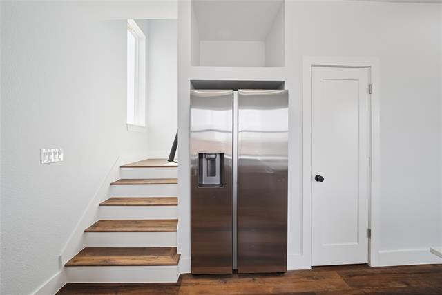 Building Photo - 401 Bryan St