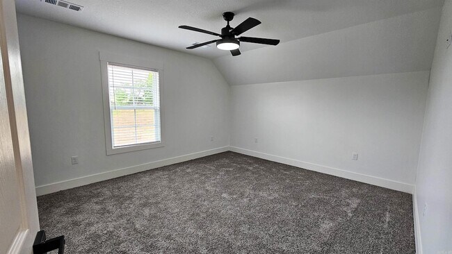 Building Photo - 4009 Stoke Dr