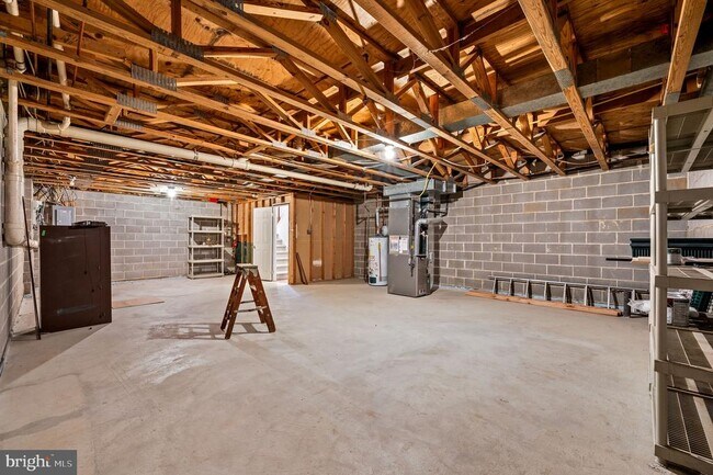 Building Photo - 1430 Redwood Ct