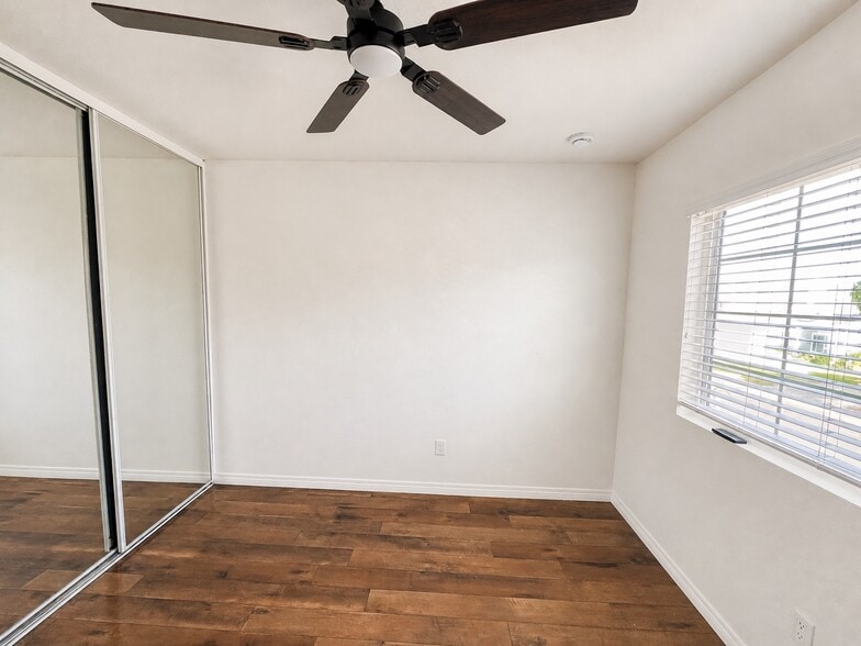 Building Photo - 28561 Foxboro Ln