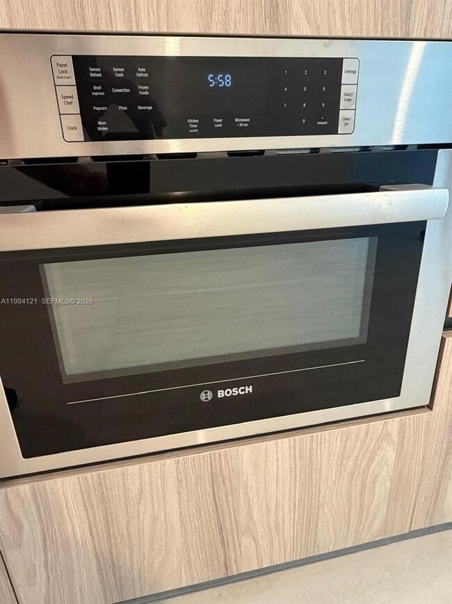 Building Photo - 77 SE 5th St