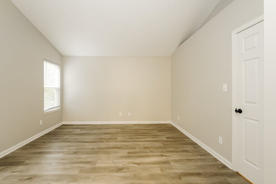 Building Photo - 1495 Brigade Cir